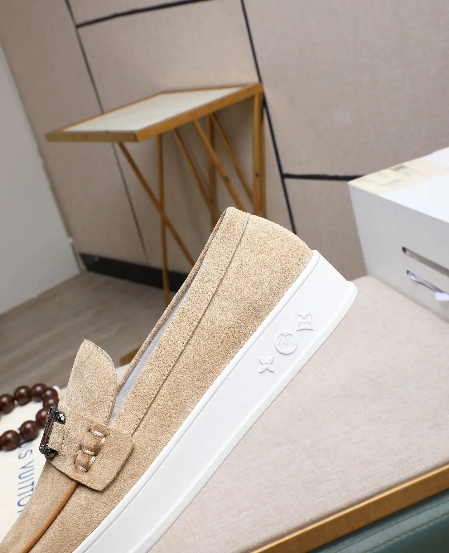 Men's shoes 💰440 📛📛【LOUIS VUITTON】Louis Vuitton official website synchronized new products 👟Milan fashion catwalk style 🇰🇾🇰🇾LV family logo, celebrity style, a must-have for fashionistas ⚠️First-layer calfskin ➕Genuine leather lining ➕Official website original version special outsole 👞Number 38-44
